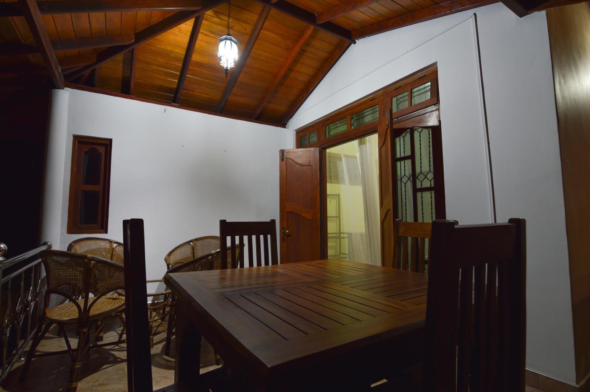 פולונרואה Binara Home Stay מראה חיצוני תמונה