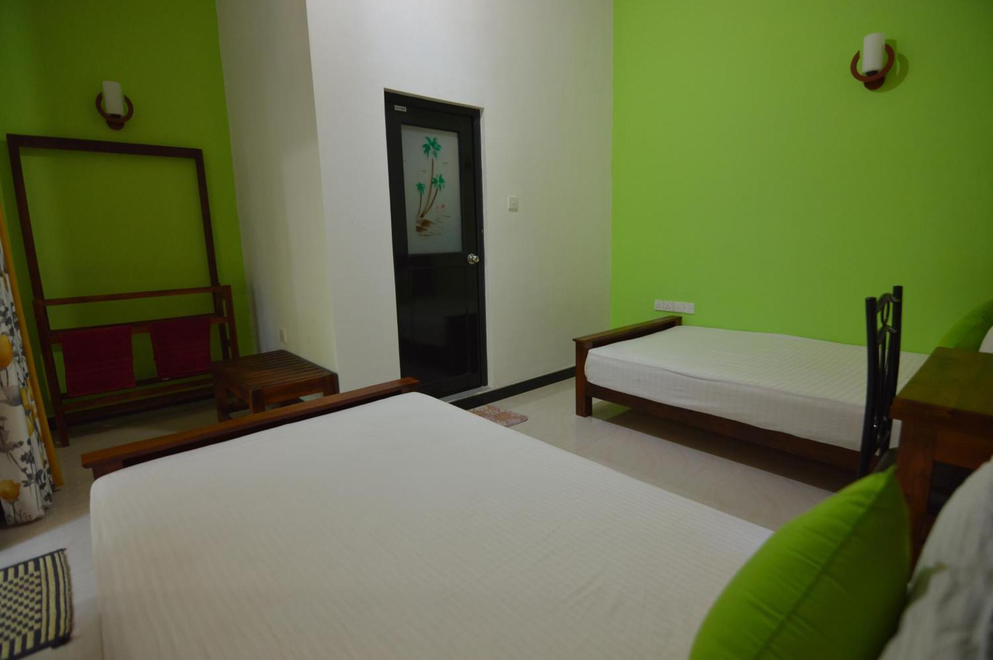 פולונרואה Binara Home Stay מראה חיצוני תמונה