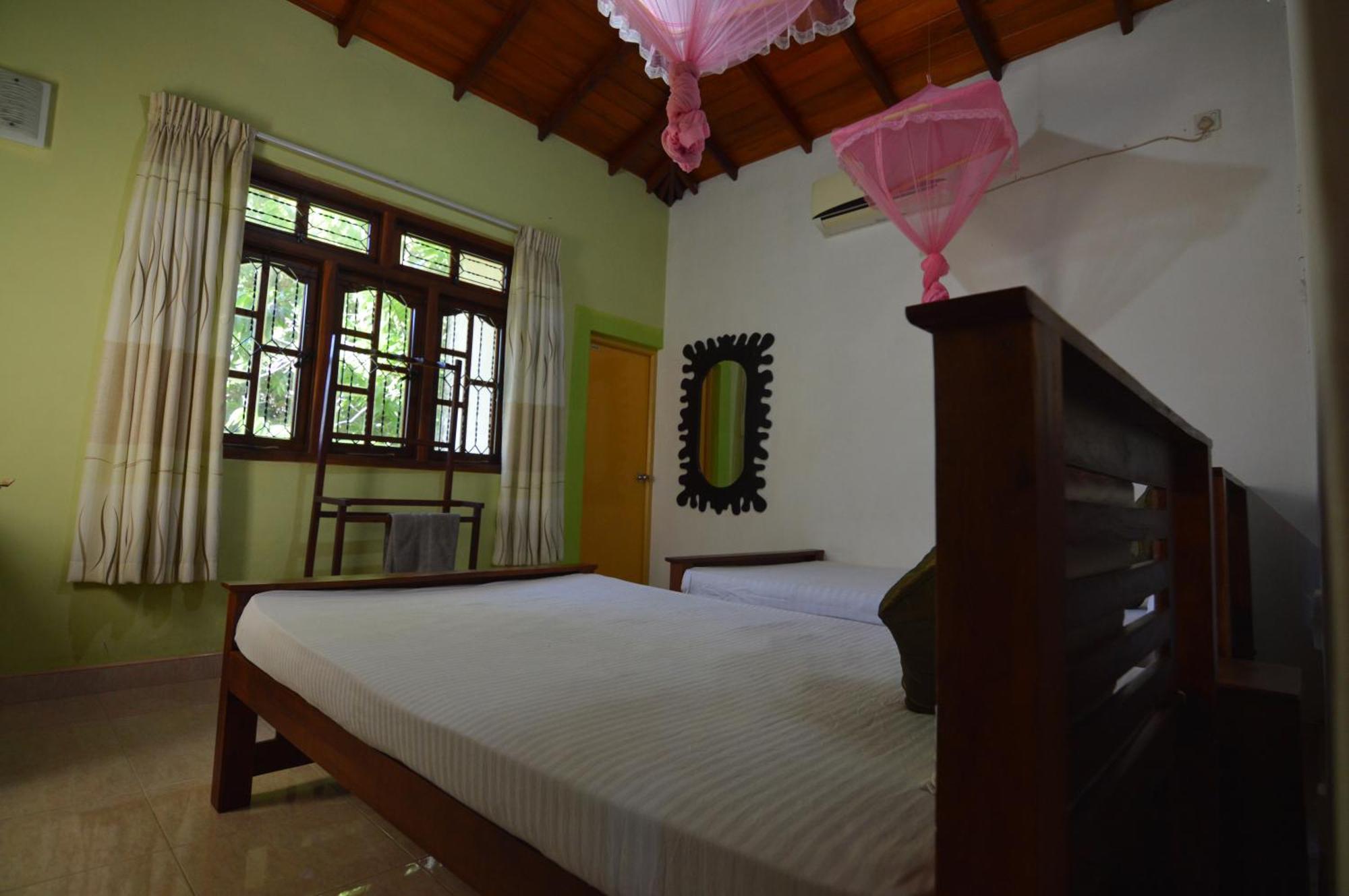 פולונרואה Binara Home Stay מראה חיצוני תמונה