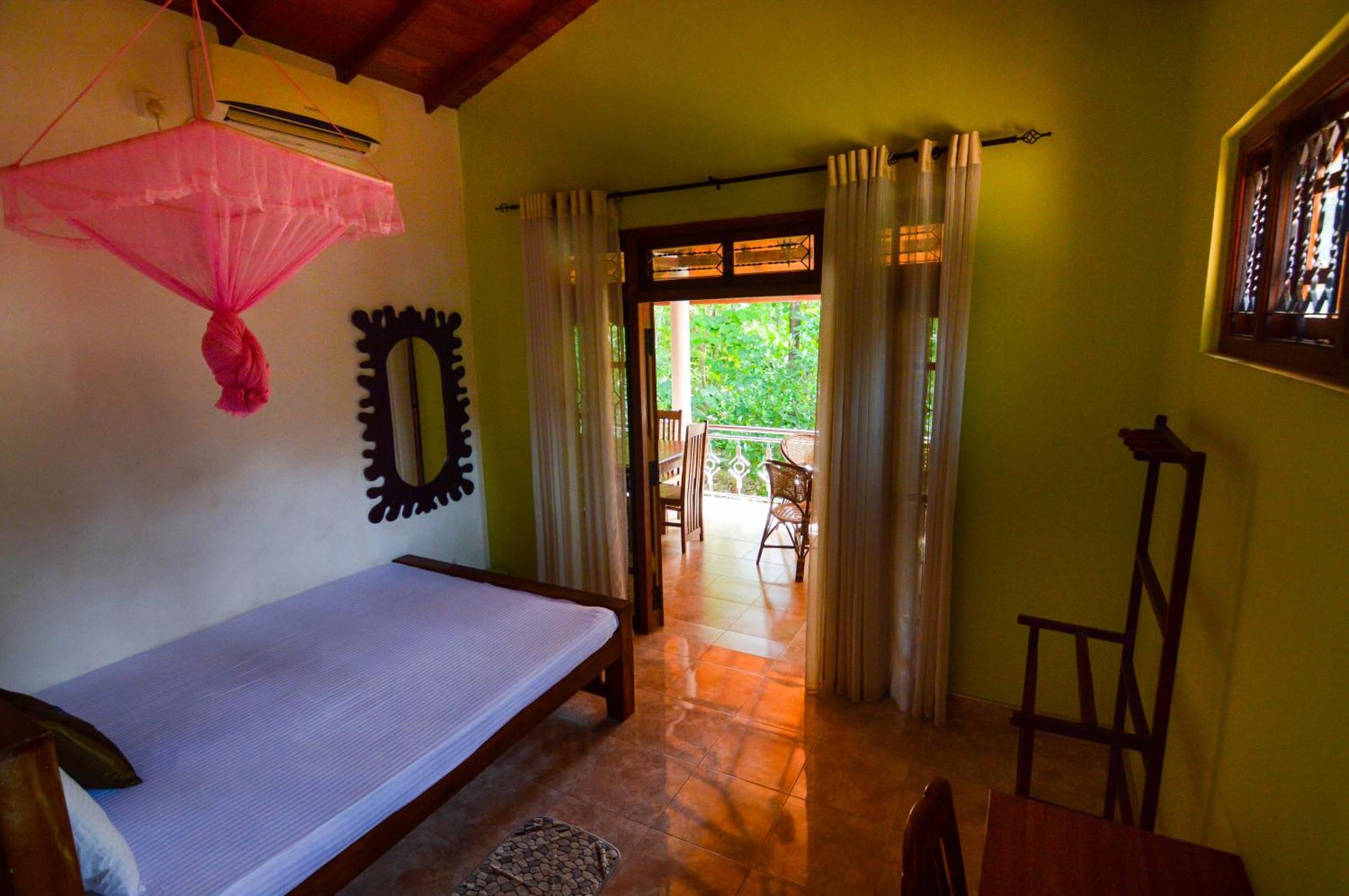 פולונרואה Binara Home Stay מראה חיצוני תמונה